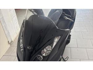 VENDO KYMCO DOWNTOWN 300I (2009 - 17) USATA A MAGIONE (CODICE 9823525) - MOTO.IT