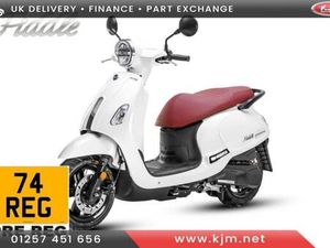 SYM FIDDLE 125C NEW AUTOMATIC RETRO SCOOTER COMMUTER LEARNER LEGAL CBT FRIEND...