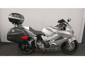 HONDA VFR 800 ** MOT APRIL 2026 - FULL LUGGAGE - CENTRE STAND **