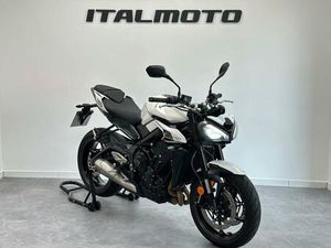 TRIUMPH STREET TRIPLE R A2 READY