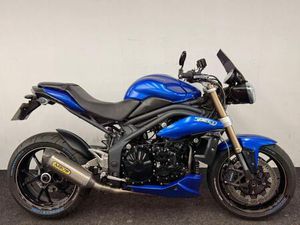 TRIUMPH SPEED TRIPLE ** ARROW EXHAUST - TAIL TIDY - READY TO RIDE AWAY **