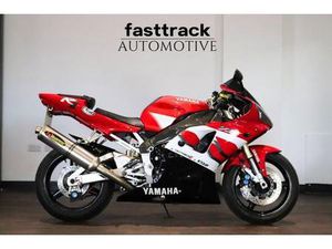 YAMAHA YZF R1 5JJ 2000 - AKRAPOVIC - SUPPLIED SERVICED & MOT'D - WARRANTY