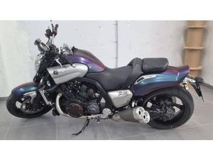 VENDO YAMAHA VMAX (2008 - 17) USATA A VIBO VALENTIA (CODICE 9824232) - MOTO.IT