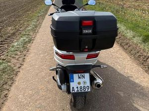 PIAGGIO MP3 500