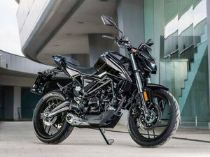 VOGE R 125 CC NAKED MOTORCYCLE HIGH PERFORMANCE BEST MOTORCYCLE 2023