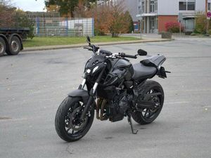 YAMAHA MT-07 RM34 (48PS, SERVICE NEU, ERSTE HAND)