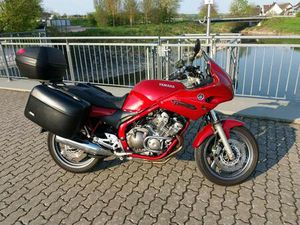 YAMAHA XJ 600