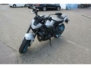 YAMAHA MT-09 Y-AMT 35 KW - 3/25 - 347 KM - ICE STORM