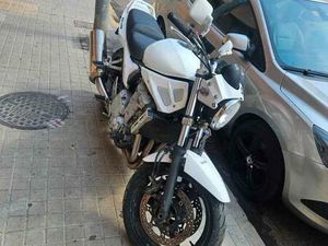 SUZUKI - BANDIT 650 CC