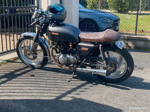 HONDA 250 CB CAFERACER MOTO ANCIENNE