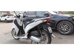 HONDA SH 125I AD ABS - KM 4900!! - NEUWERTIGER TOPZUSTAND CANTON ZURICH -