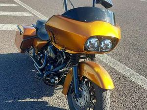 HARLEY-DAVIDSON ROAD GLIDE ARANCIONE