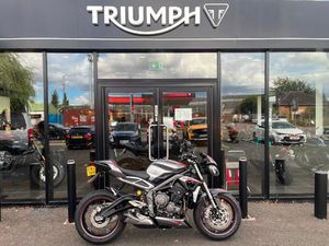 TRIUMPH STREET TRIPLE 765 RS 765 CC