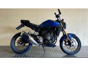 VENDO HONDA CB 300 R (2022 - 25) USATA A LUCCA (CODICE 9824826) - MOTO.IT