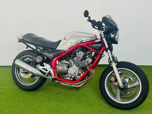 YAMAHA XJ CAFÉ RACER VILA NOVA DE GAIA