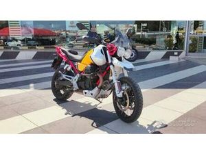 MOTO GUZZI V85 TT EVOCATIVE GRAPHICS