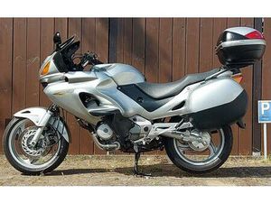 HONDA NT650V DEAUVILLE, VIIIEL ZUBEHÖR!