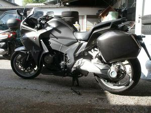 HONDA HONDA VFR1200F 2 KOFFER MIT 22560 KM