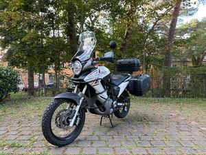 HONDA TRANSALP 700 / 16K KM / SEHR VIELE EXTRAS / TÜV NEU