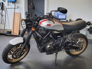 YAMAHA XSR 700 X-TRIBUTE