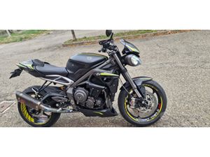TRIUMPH STREET TRIPLE 765 RS
