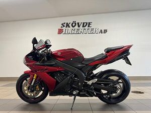 YAMAHA R1 SVENSKSÅLD / 2000MIL / QUICK SHIFTER / FINANS (WML906) - BYTBIL.COM ◊