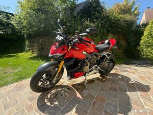DUCATI STREETFIGHTER V4S