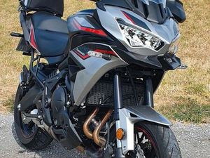 KAWASAKI VERSYS 650