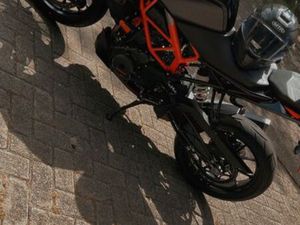 KTM 390 DUKE