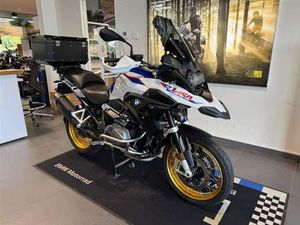 3 YEARS PREMIUM SELECTION WARRANTY