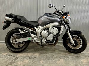 YAMAHA FZ6