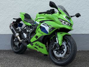 KAWASAKI NINJA ZX-4RR PERFORMANCE, SPORT, MOTO NEUVE, CHF 11'500.-