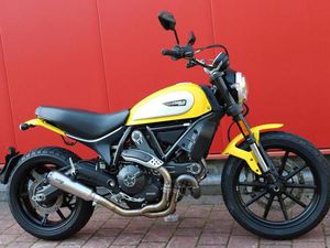 DUCATI SCRAMBLER 800 SHARK AUSPUFF ERST 20764 KM
