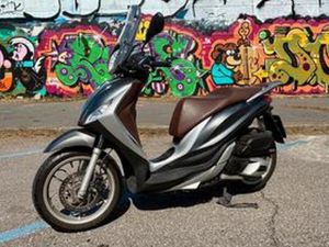 SPLENDIDO PIAGGIO MEDLEY 150 - 2016