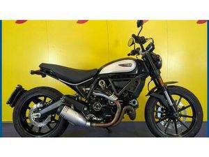 VENDO DUCATI SCRAMBLER 800 ICON DARK (2020) USATA A ALTINO (CODICE 9825635) - MOTO.IT