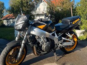 HONDA CBR 900 RR SC33