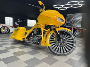 HARLEY-DAVIDSON ROAD GLIDE