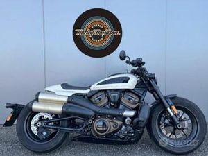 HARLEY-DAVIDSON SPORSTER S