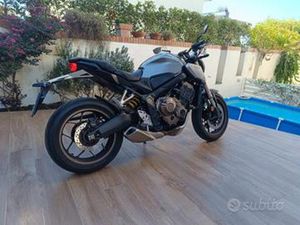 HONDA CB 650 - 2022