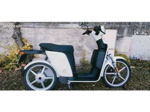 SCOOTER ÉLECTRIQUE
