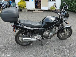MOTO YAMAHA XJ600N