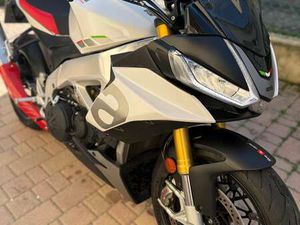 APRILIA TUONO V4 1100 BIANCO