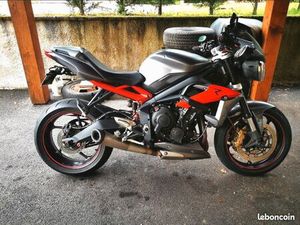 TRIUMPH STREET TRIPLE 675 R ABS 2013