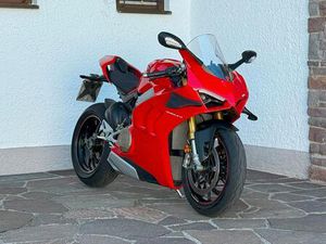 DUCATI PANIGALE V4S