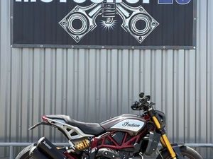 INDIAN FTR 1000 CARBON - 4 500 KM