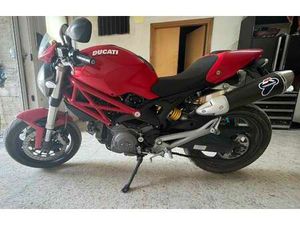 DUCATI MONSTER 696 ROSSO