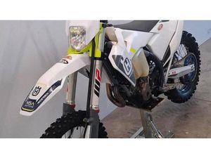 VENDO HUSQVARNA FE 350 (2022) USATA A CASNIGO (CODICE 9827019) - MOTO.IT