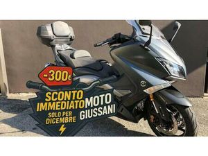 VENDO YAMAHA T-MAX 530 IRON MAX ABS (2014 - 17) USATA A ERBA (CODICE 9827197) - MOTO.IT