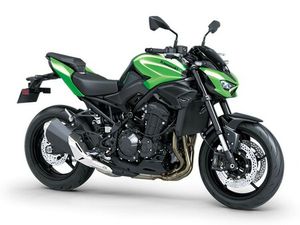 KAWASAKI Z900 2026