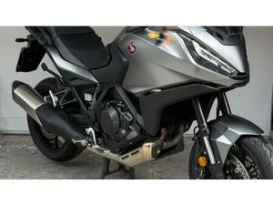 VENDO HONDA NT 1100 (2022 - 24) USATA A PARETE (CODICE 9812055) - MOTO.IT
